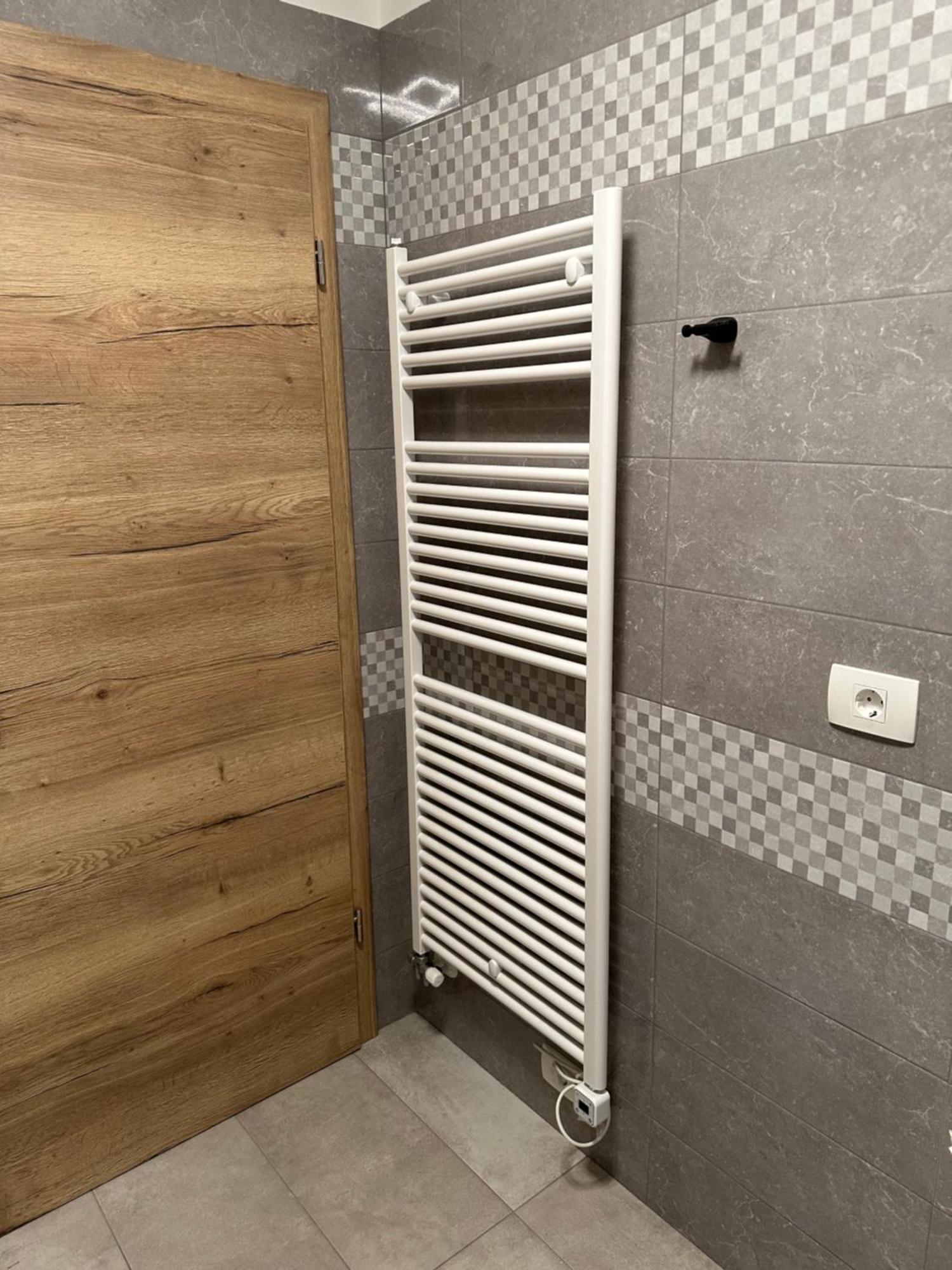Apartma Anze Samec Dobravlje Exterior photo